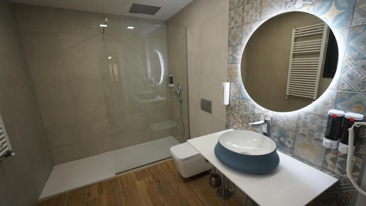 Rentalsevilla Cardenal Cervantes III ภายนอก รูปภาพ